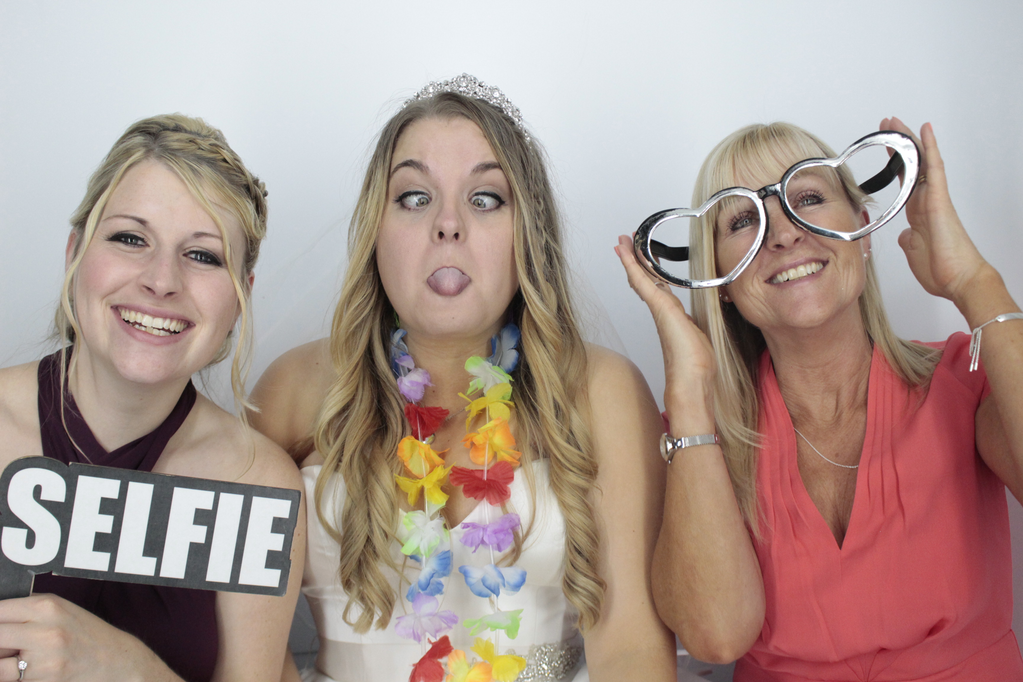 Charlotte & Chris’ Wedding | View more photos from the event at gallery.myphotoboothexperience.co.uk/u/MyPhotoBoothExperienceLtd/Charlotte-Chris’-Wedding